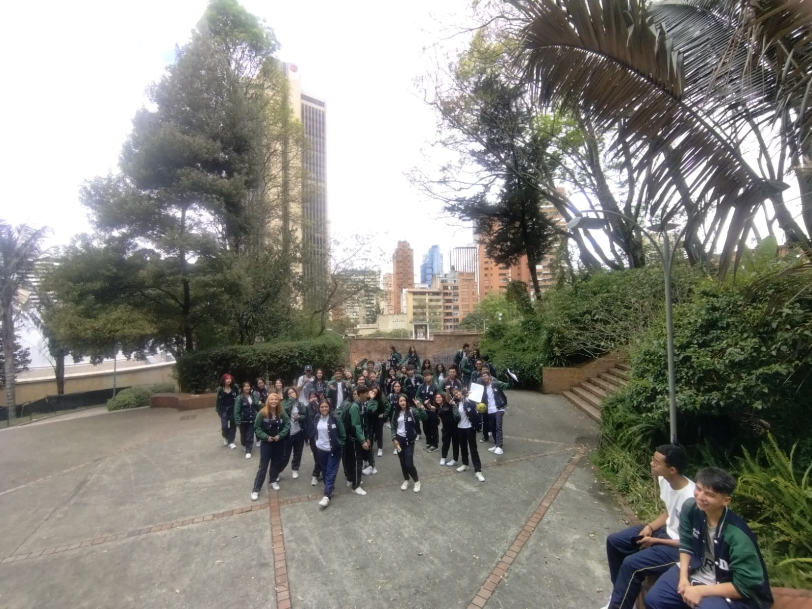 Visita Colegio Roberto Velandia