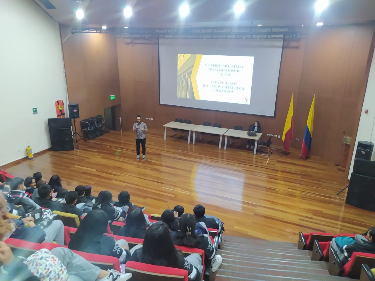 VISITA FACULTAD DE CIENCIAS Y EDUCACIÓN I.E.D. CUNDINAMARCA GRADO 11°				