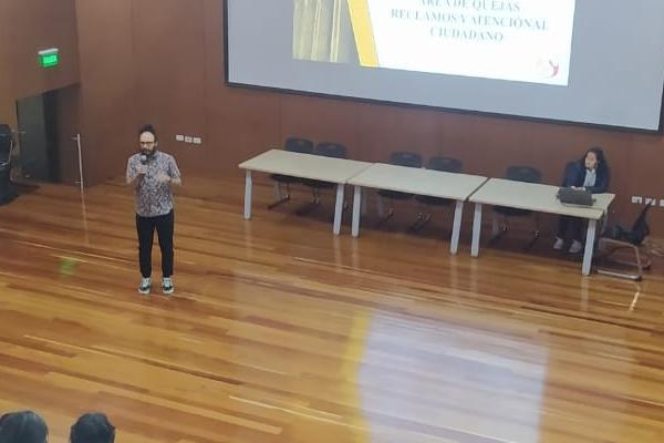 VISITA FACULTAD DE CIENCIAS Y EDUCACIÓN I.E.D. CUNDINAMARCA GRADO 11°				